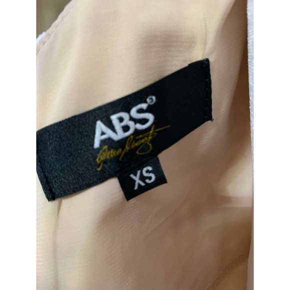 Retro Style White Lace Mock Neck Dress with Keyhole Back ABS by Allen Schwartz - Picture 7 of 7